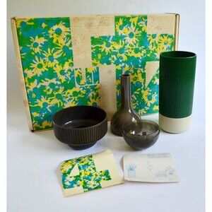 Amoco Four to One Plastic Vase Set In Original Box with Instructions